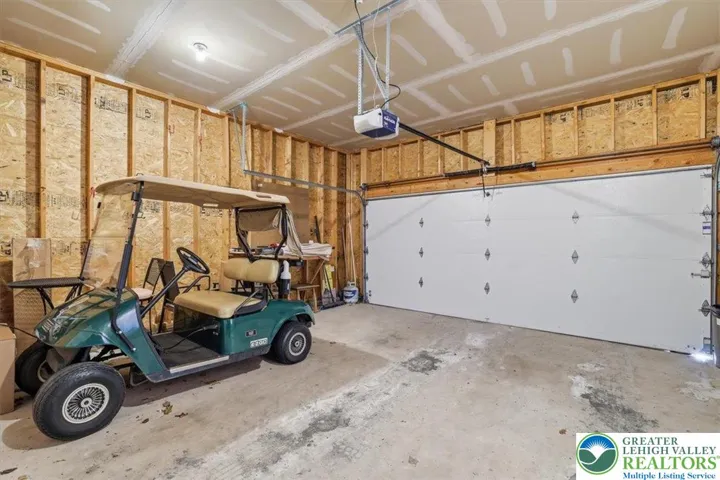 2-Car Garage