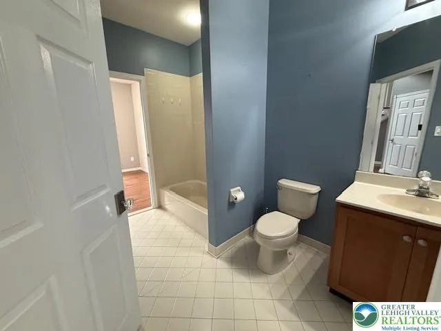 First floor full bath