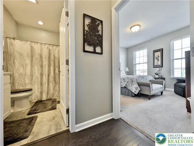 2nd bedroom & full bathroom