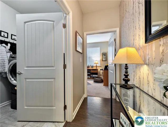 Hall to laundry room & office