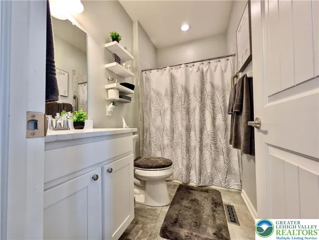 Full bathroom