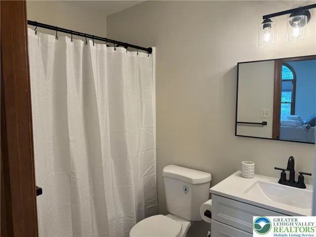 Main Bathroom