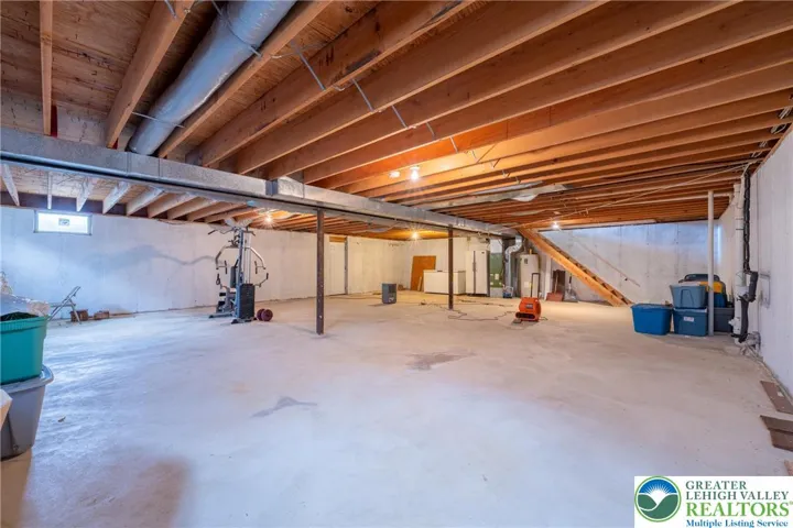 LARGE expandable basement.