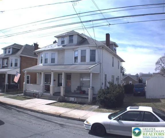 54 n 6th St Emmaus