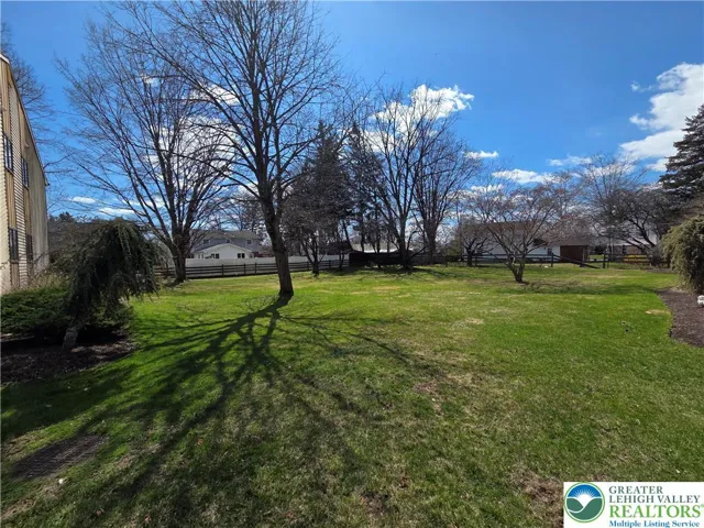 side yard