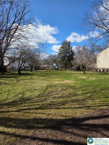 side yard