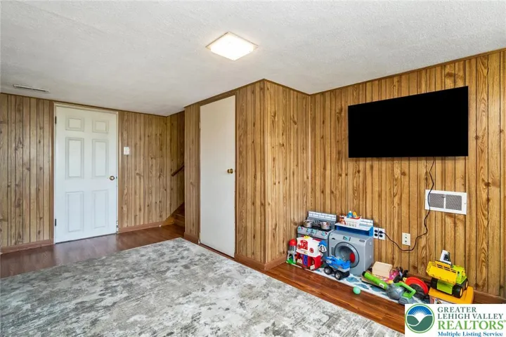 Family room/ Play room