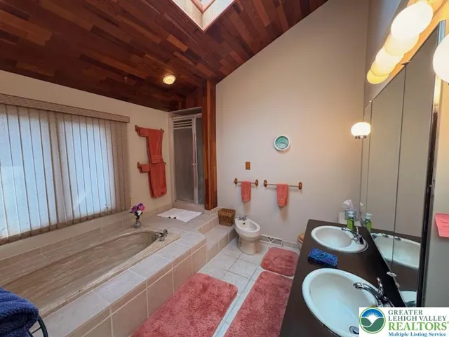 Primary bathroom on 1st floor