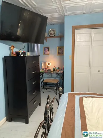 bed 1