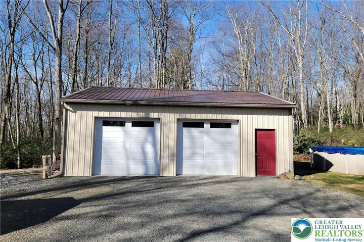 2 car detached heated garage