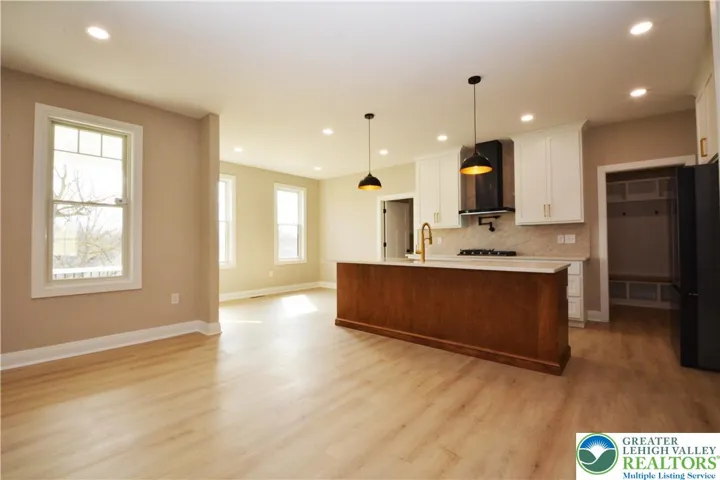 Kitchen / Eat In Dining