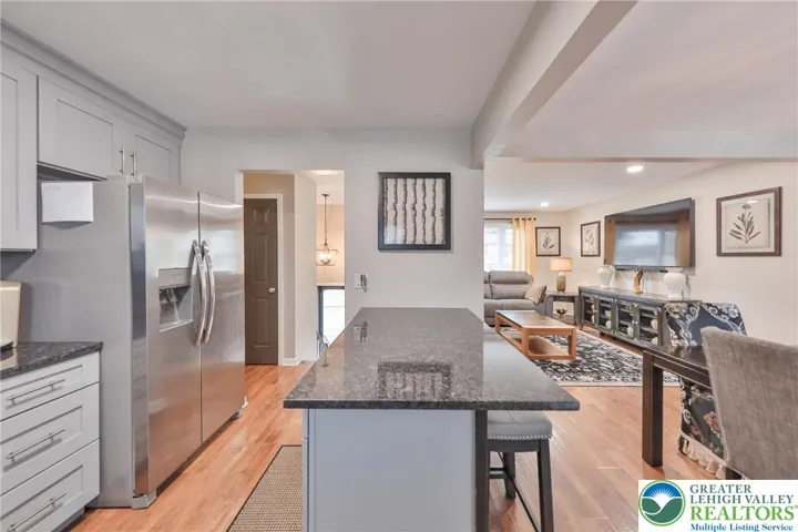 Gorgeous Kitchen with Designer Finishes