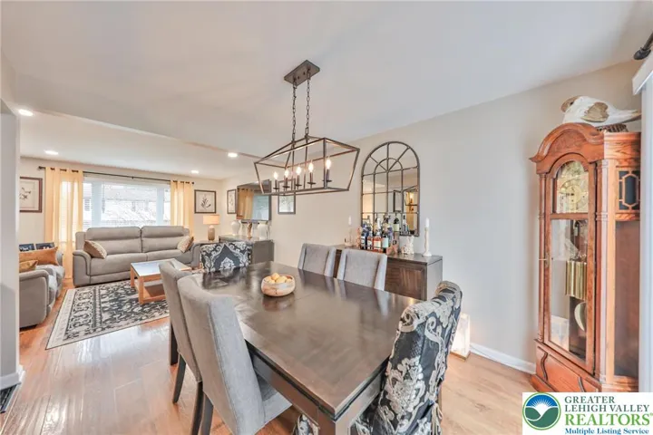 Modern Lighting - Recessed Lighting in the Living Room