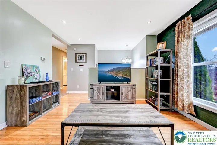Living Room w/ Front Yard View