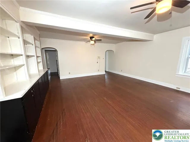 Living Room/Dining Room