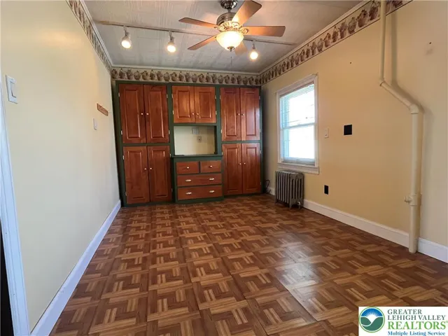 den/office/study attched to primary