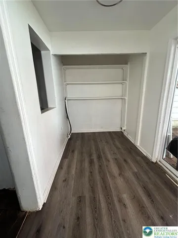 mud room