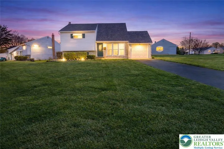 2273 Vista Drive