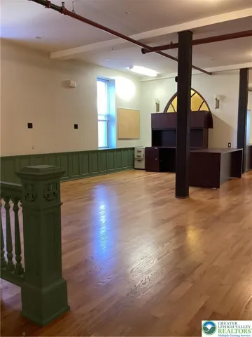 Space adjoining kitchen, toward front.
