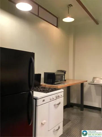 Kitchen appliances.