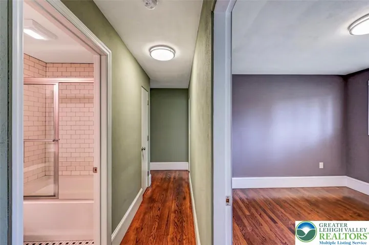 Hall To Main Bath To Bdrm 2