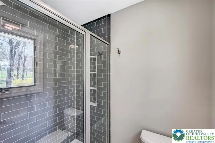 Hall To Main Bath & Bdrm 2