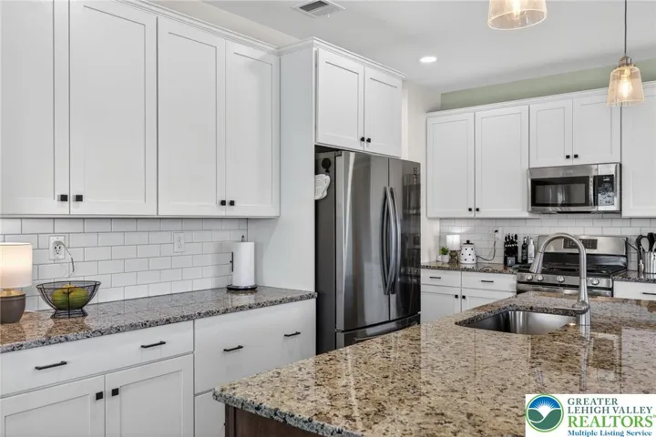 Quartzite counters