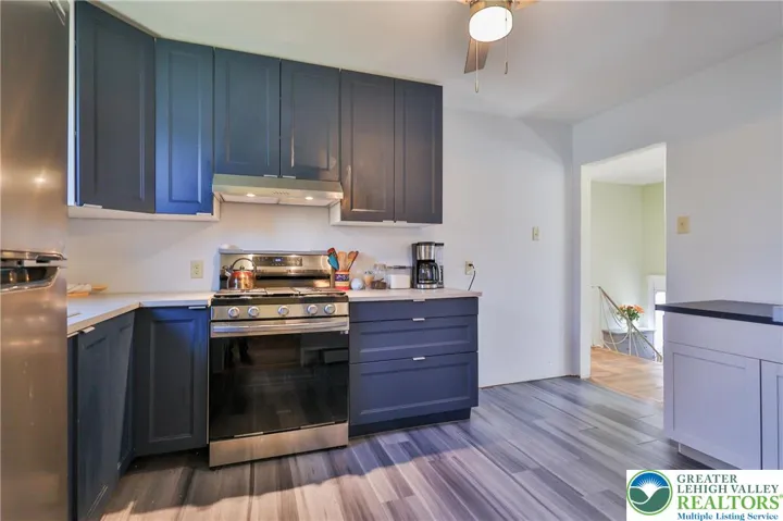 Updated Kitchen: gas stove