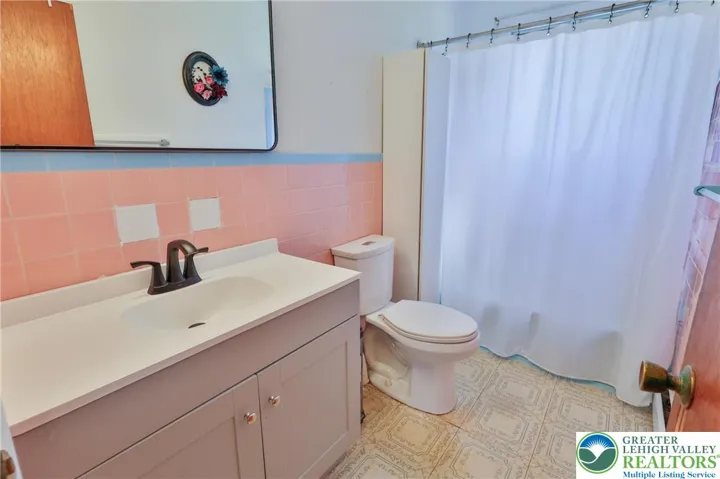 New vanity and toilet