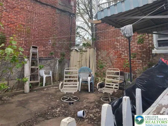 Back Yard 1st Flr