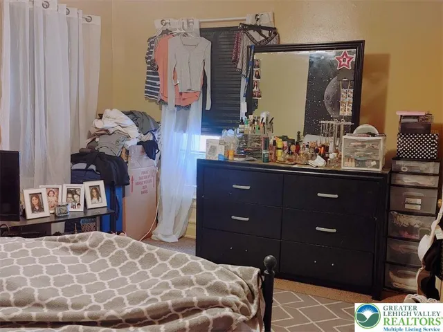 Unit 2 bedroom