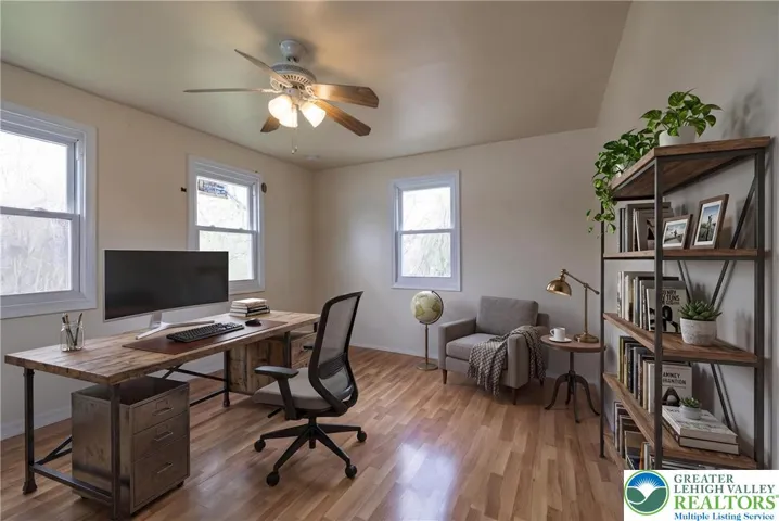 AI Staged Office