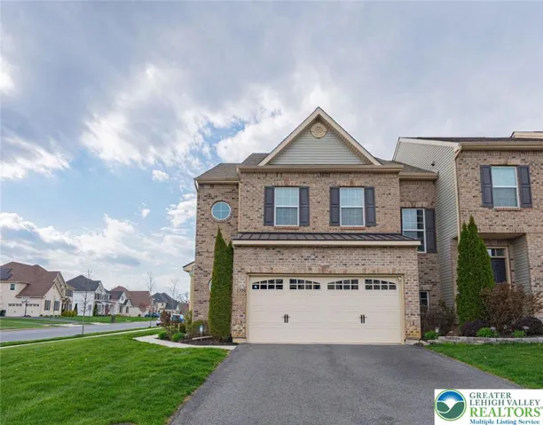 1350 Caspian St.