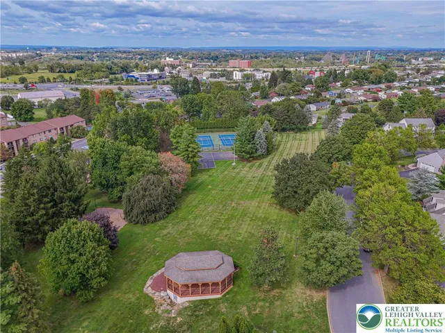 Walk to Prater Park