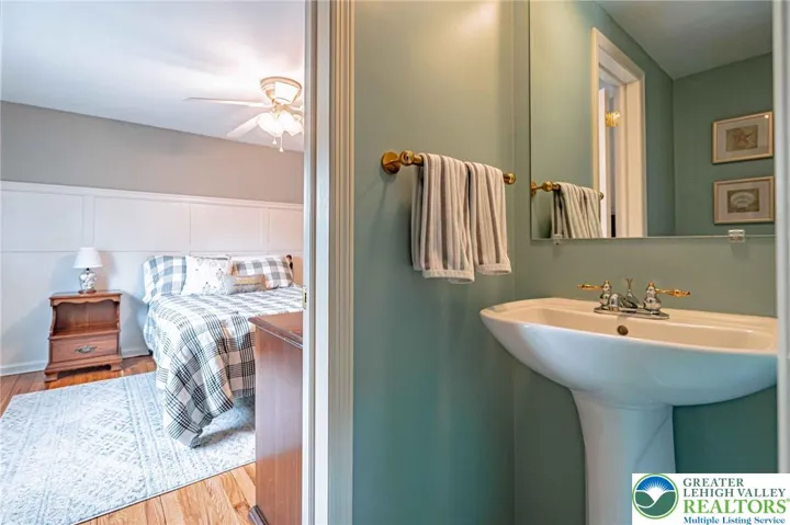 Jack n Jill half bath