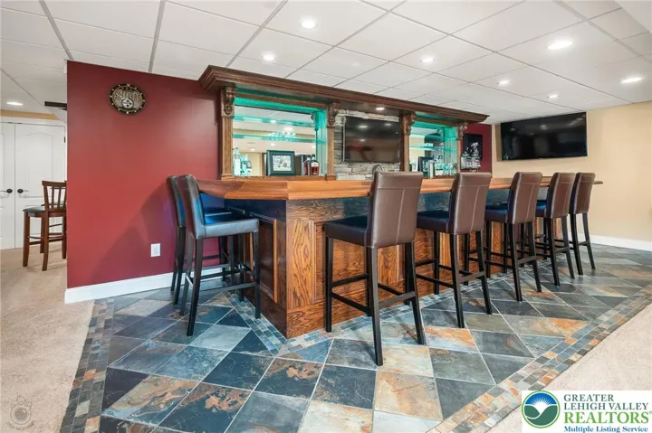 Custom Bar