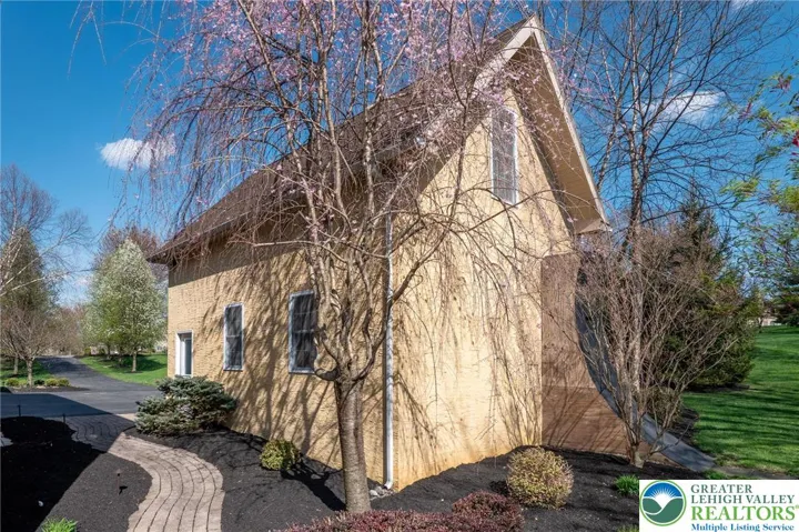 Detached RV Garage