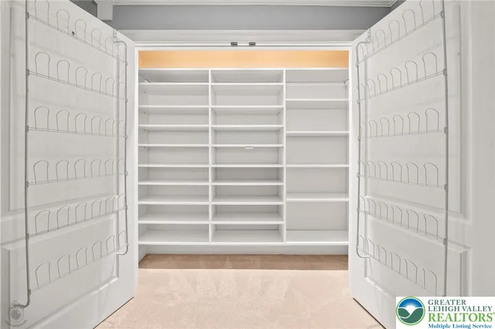 Shoe Closet