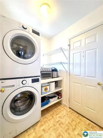 Laundry/Mudroom