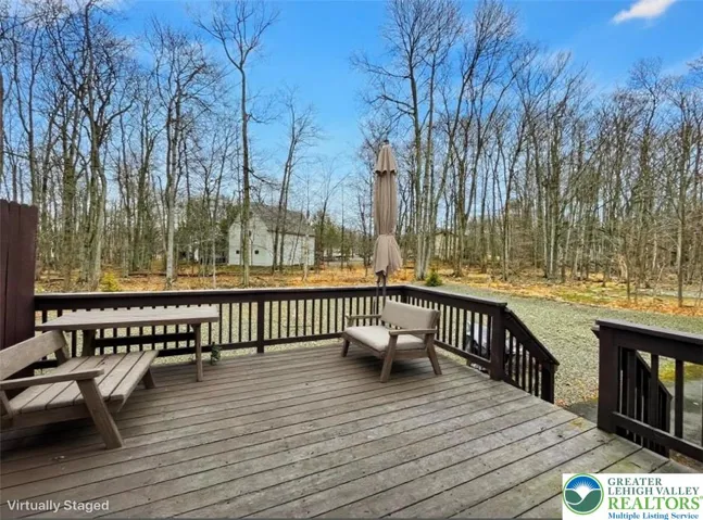 deck, virtually staged
