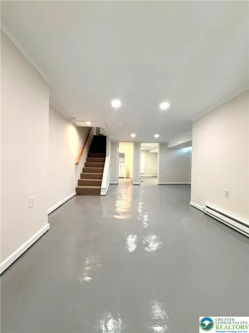Basement Recroom, Office, guest suite