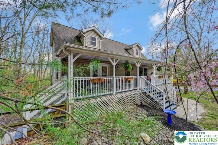 Country Style Cape Cod