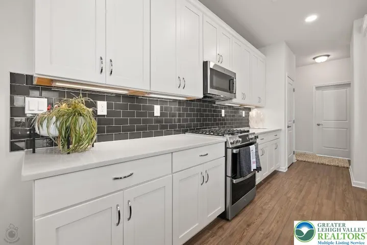 Soft close, 48" cabinetry,