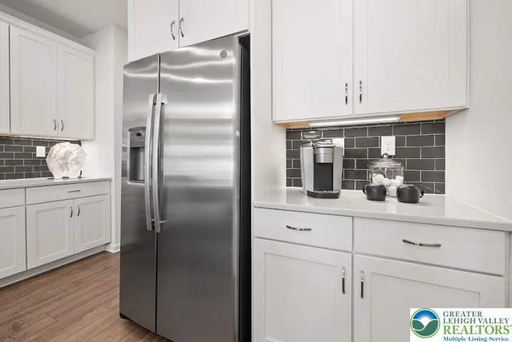Upgraded Stainless Appliances.