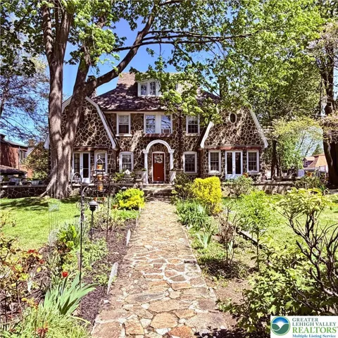 the right-side is the one that's for sale. Neighbor has lived here 45 years and is wonderful.