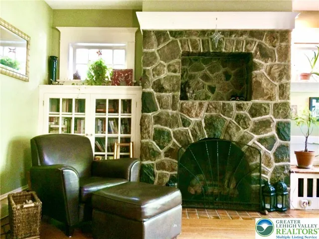 cozy doesn't even begin to describe the vibe when your fire's going in here...