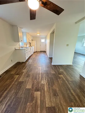 Kitchen/Dining area