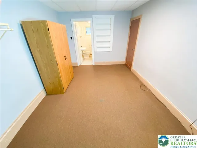 Walk-thru Bedroom 2