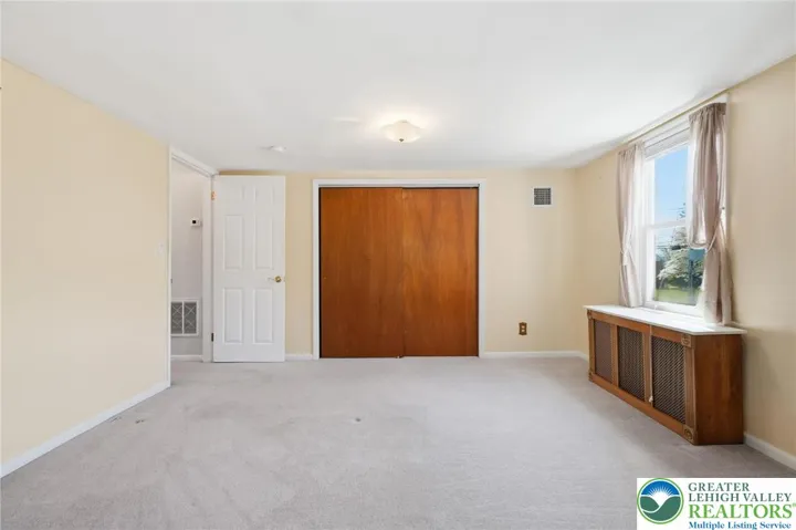 Bedroom 4 (2nd FL)