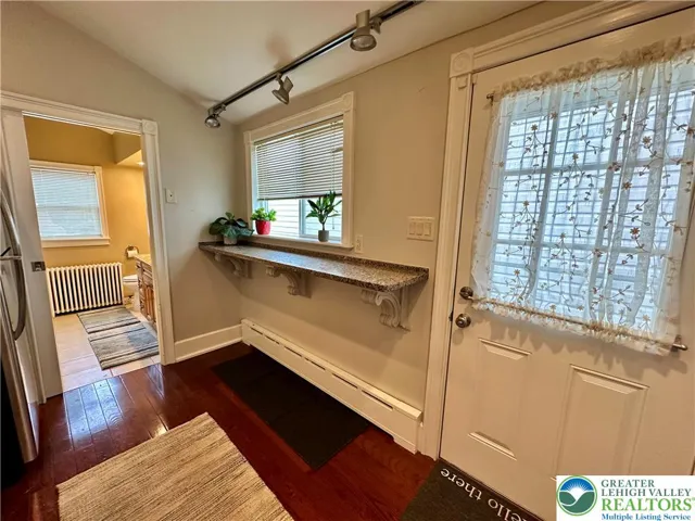 Breakfast Bar